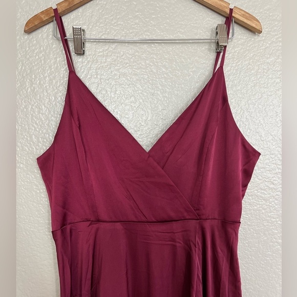 NWOT Ode To Love Burgundy Satin Maxi Dress - mordernwear.com
